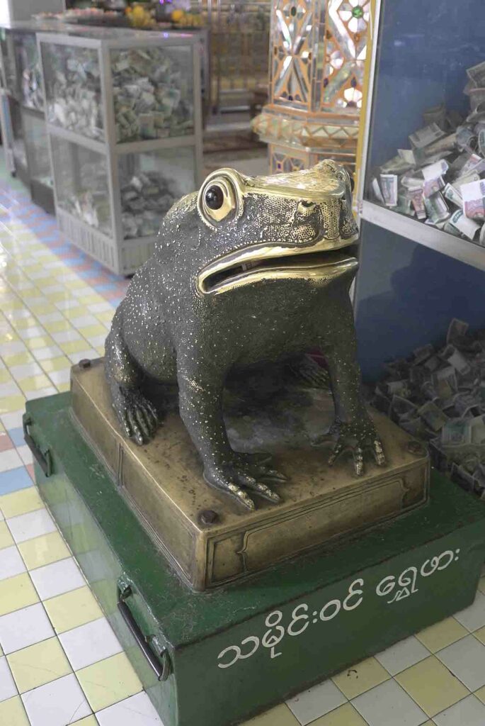 SAGAING la Pagode U PONYA