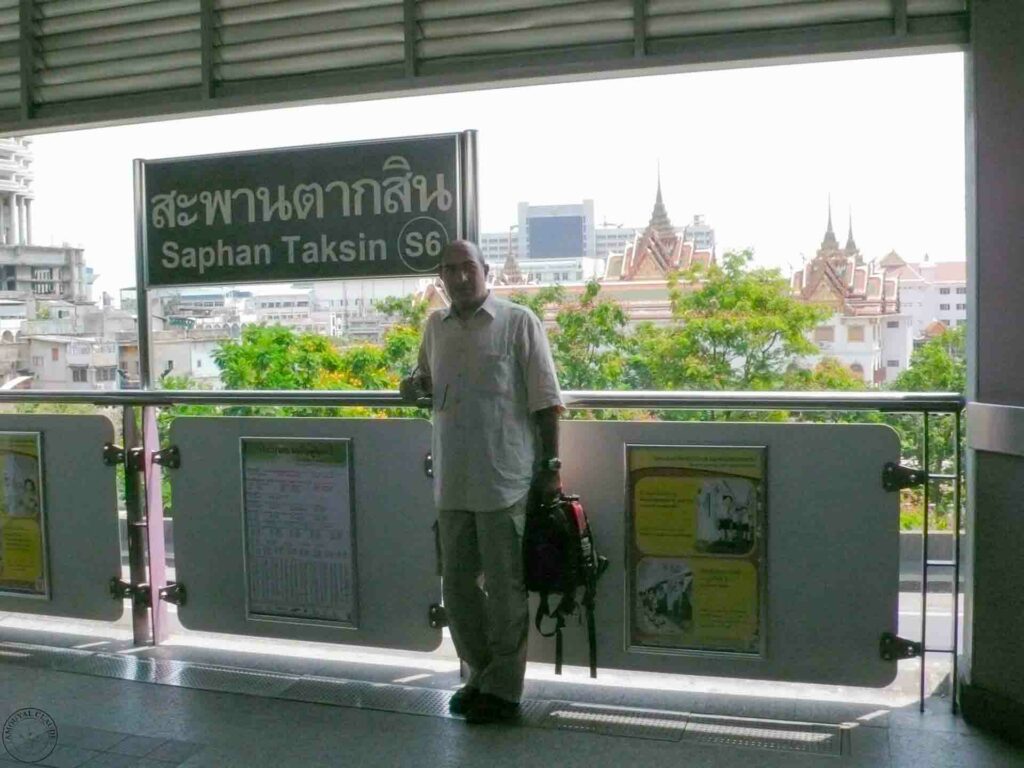 Le métro SAPHAN TAKSIN