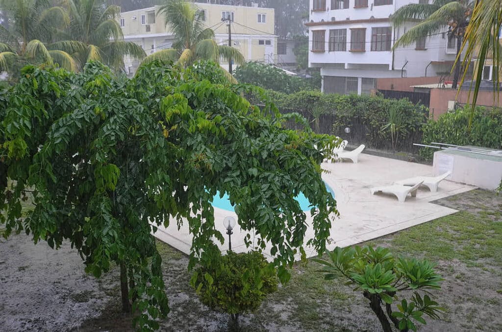 Avis de tempête sur Flic en Flac