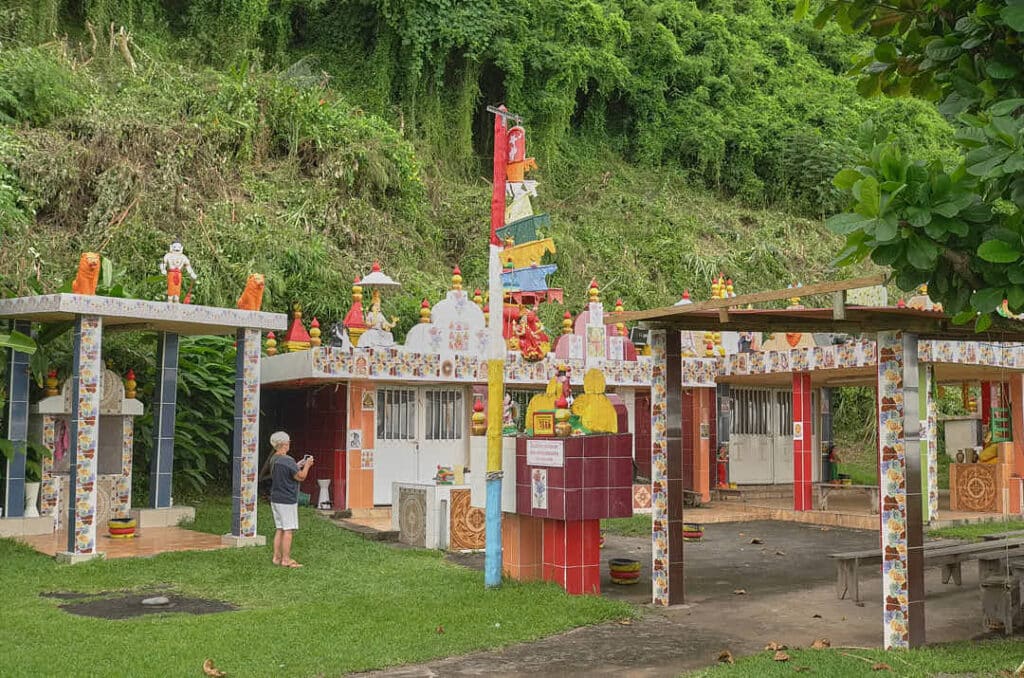 Le temple TAMOUL, entre Sainte Suzanne et Sainte Marie