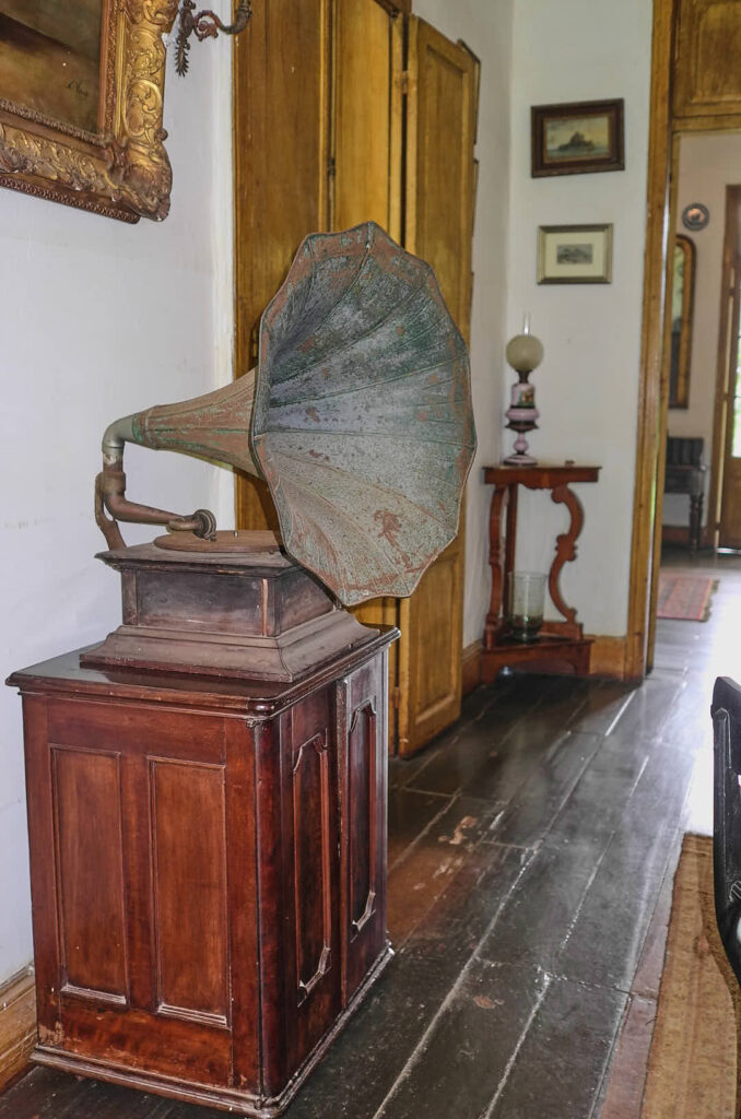 EUREKA, le tourne disque à Pavillon