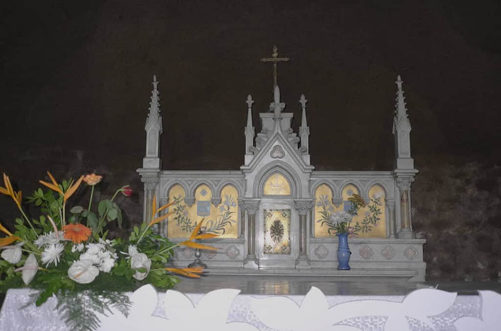 L'autel de l'église de MONTMARTRE