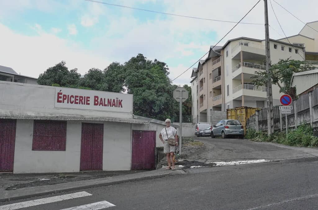 L'épicerie BALNAÏK , BOIS DES NEFLES