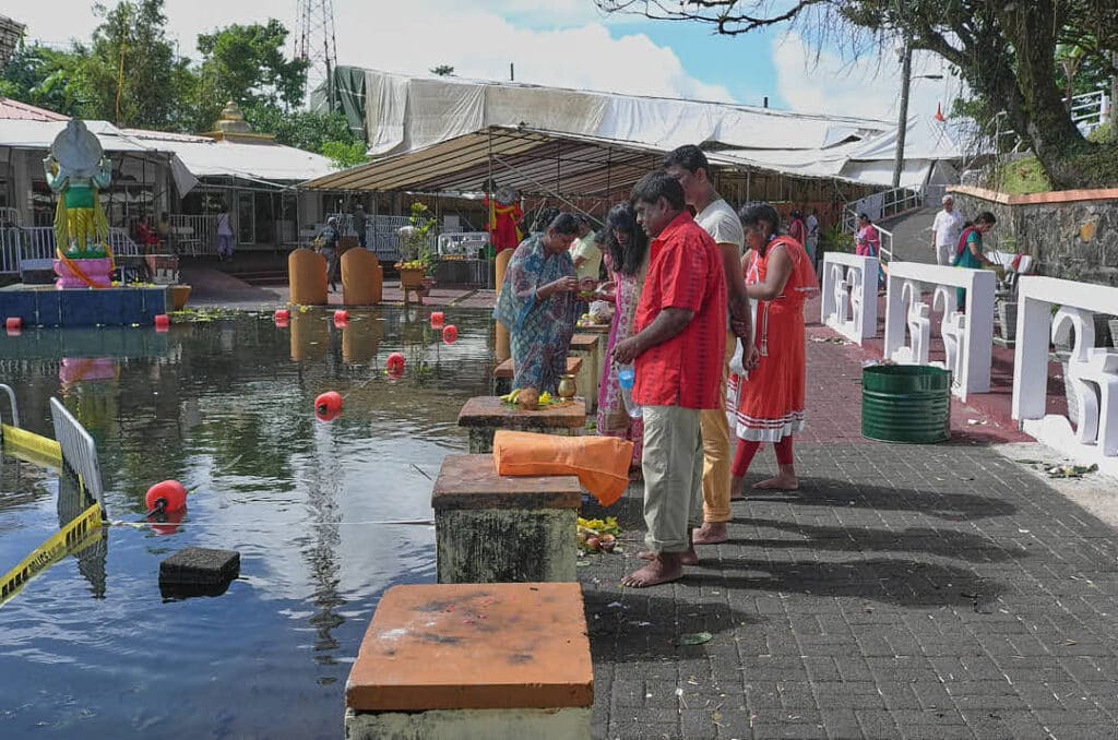 Les temples de Grand Bassin